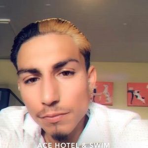 Meet your Posher, Daniel